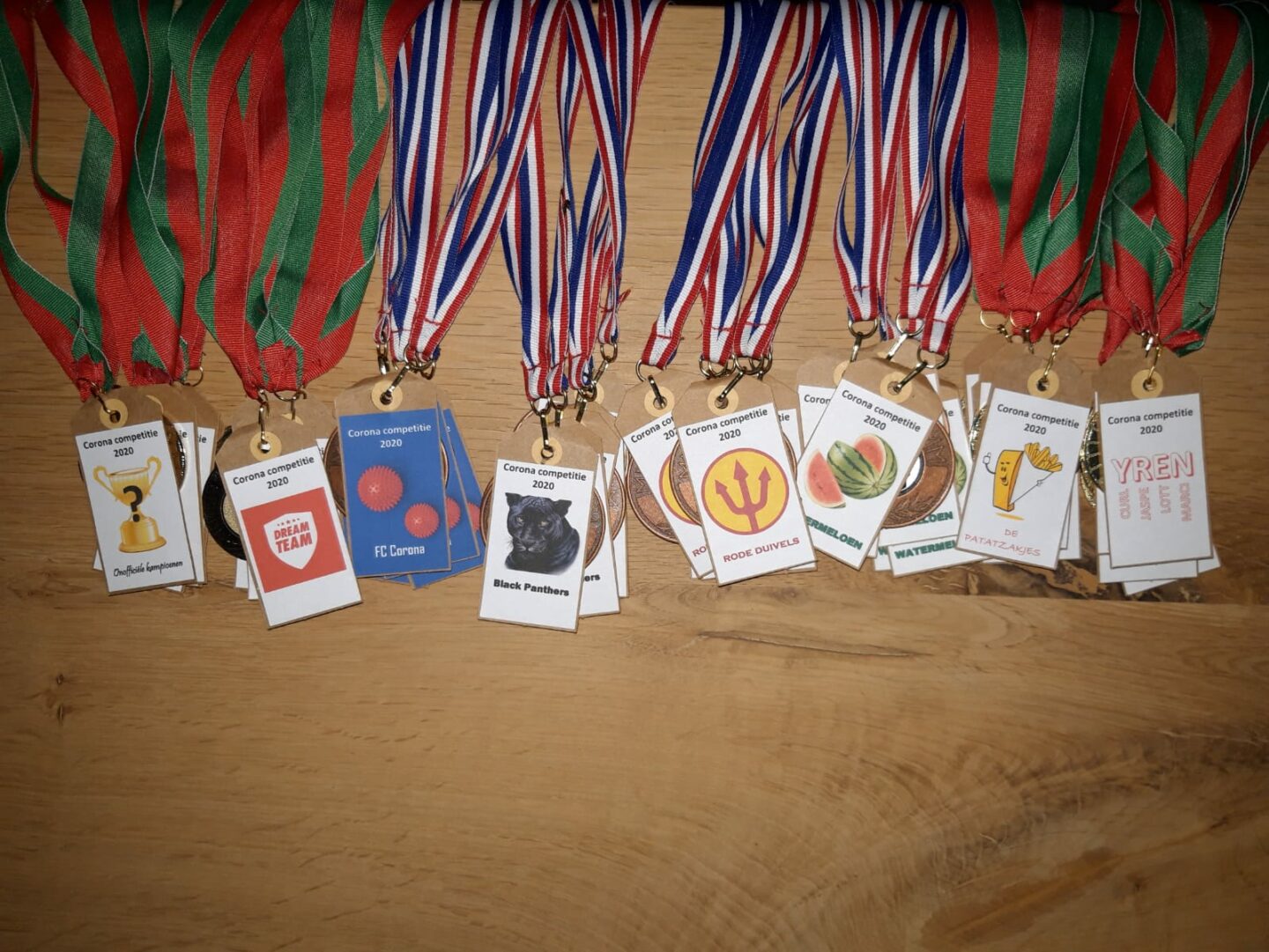 Medailles voor de Corona Competitie 2020